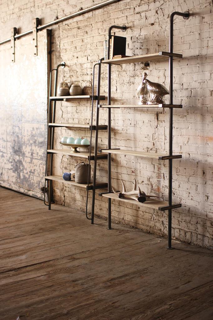 Adjustable clearance shelf unit