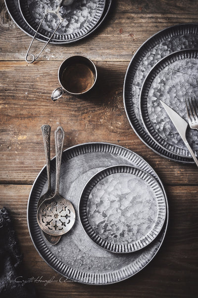 Vintage Classic Fluted Serving Tray - Rustic Edge