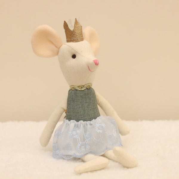 Milton Family Mice Home Plush toys - Rustic Edge