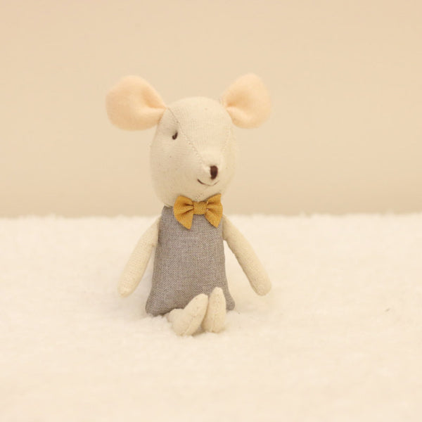 Milton Family Mice Home Plush toys - Rustic Edge