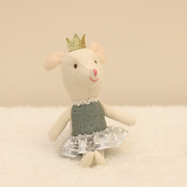 Milton Family Mice Home Plush toys - Rustic Edge