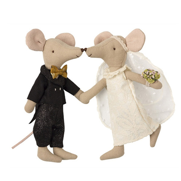 Handmade Bride & Groom Mice Couple - Rustic Edge